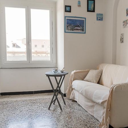 Niu Sunny Apartment Генуя Экстерьер фото