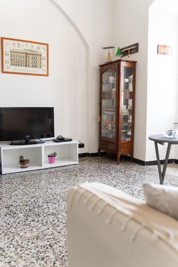 Niu Sunny Apartment Генуя Экстерьер фото
