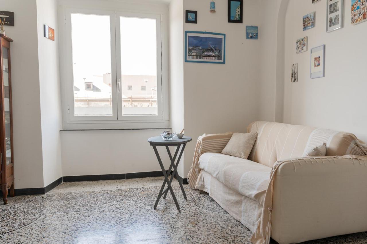 Niu Sunny Apartment Генуя Экстерьер фото