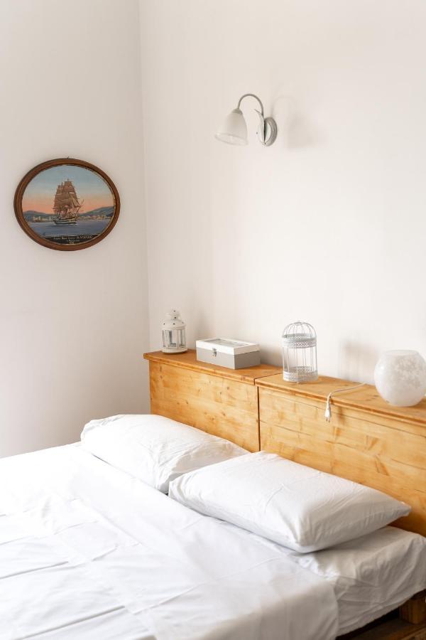 Niu Sunny Apartment Генуя Экстерьер фото
